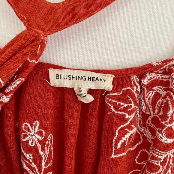 Blushing Heart - Cold shoulder boho top - Picture 4 of 4